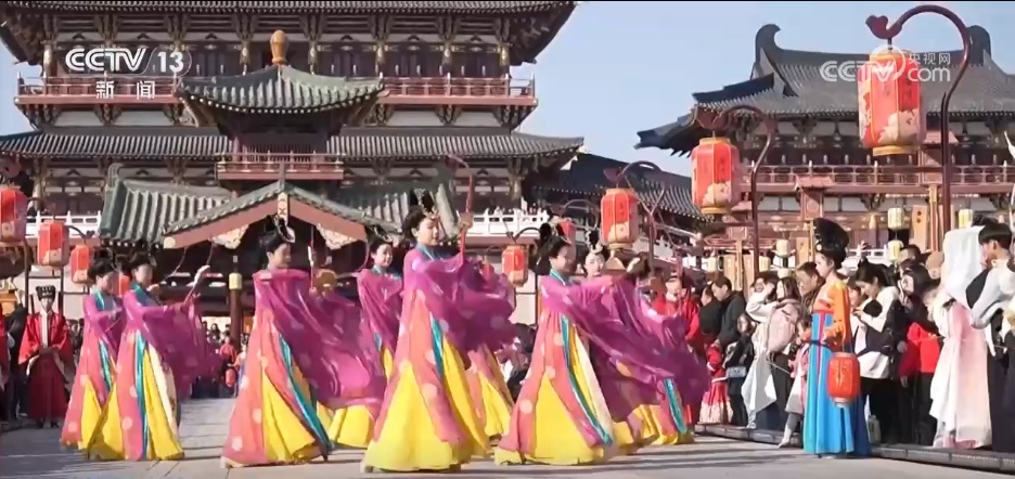 9天旅游总收入突破百亿 千年古城以创意为“核”唤醒文旅新活力 9天旅游总收入突破百亿 千年古城以创意为“核”唤醒文旅新活力