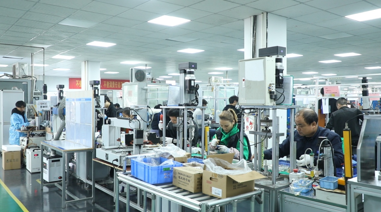 湖南江华企业全面复工复产 全力冲刺“开门红”