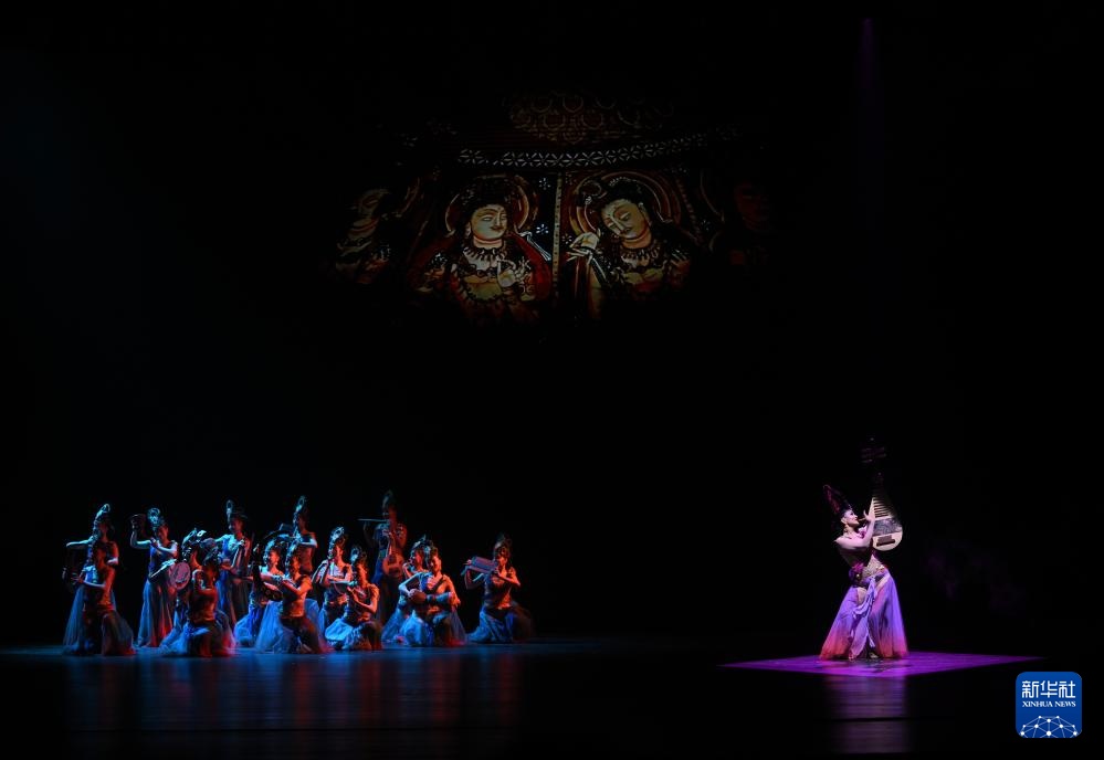 乐舞诗《杏花之约·丝路龟兹》在京演出 乐舞诗《杏花之约·丝路龟兹》在京演出