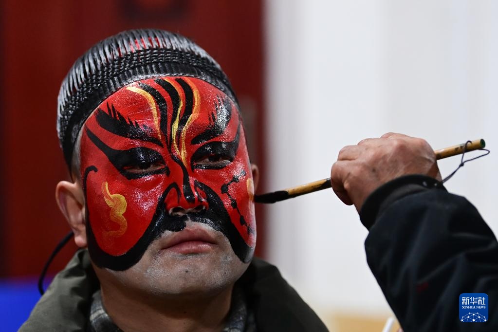 马社火,耍出精气神! 马社火,耍出精气神!