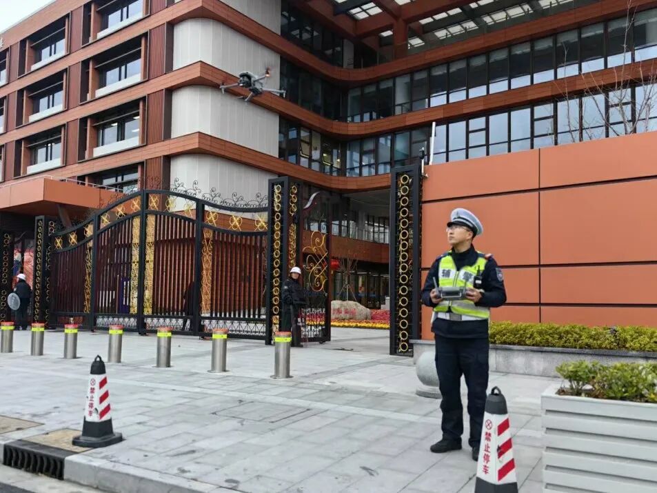 上海公安机关多措并举护航春季开学 上海公安机关多措并举护航春季开学