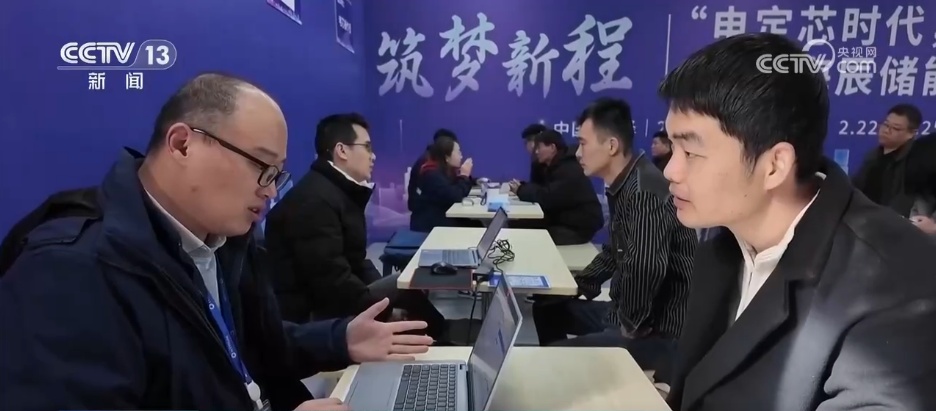 “春风行动”送岗暖意浓 各地“花式”揽才助力求职者稳就业、就好业