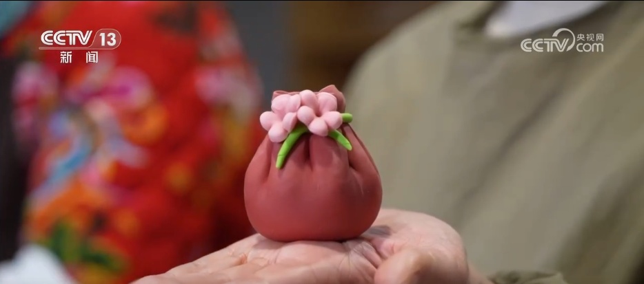 指尖技艺“蒸”出红火年味 特色美食撬动乡村振兴大产业