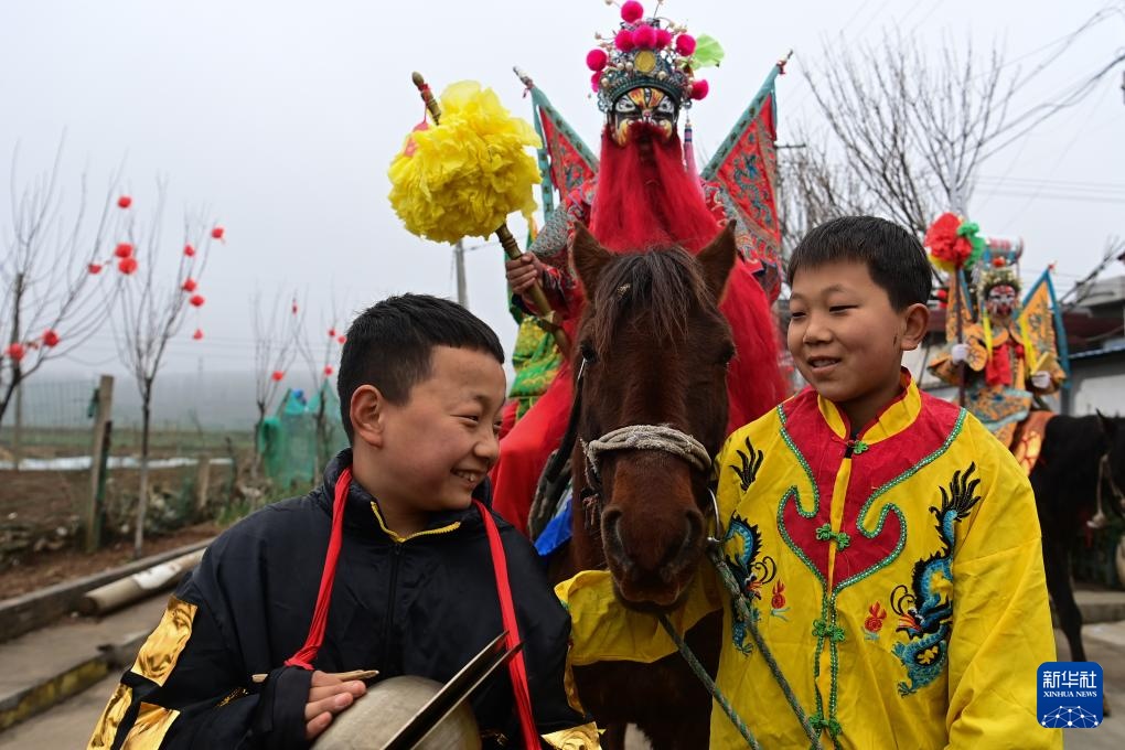 马社火,耍出精气神! 马社火,耍出精气神!