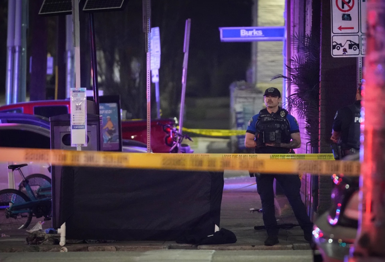 美得州奥斯汀大规模枪击案被列为“潜在恐怖主义案件” 美得州奥斯汀大规模枪击案被列为“潜在恐怖主义案件”