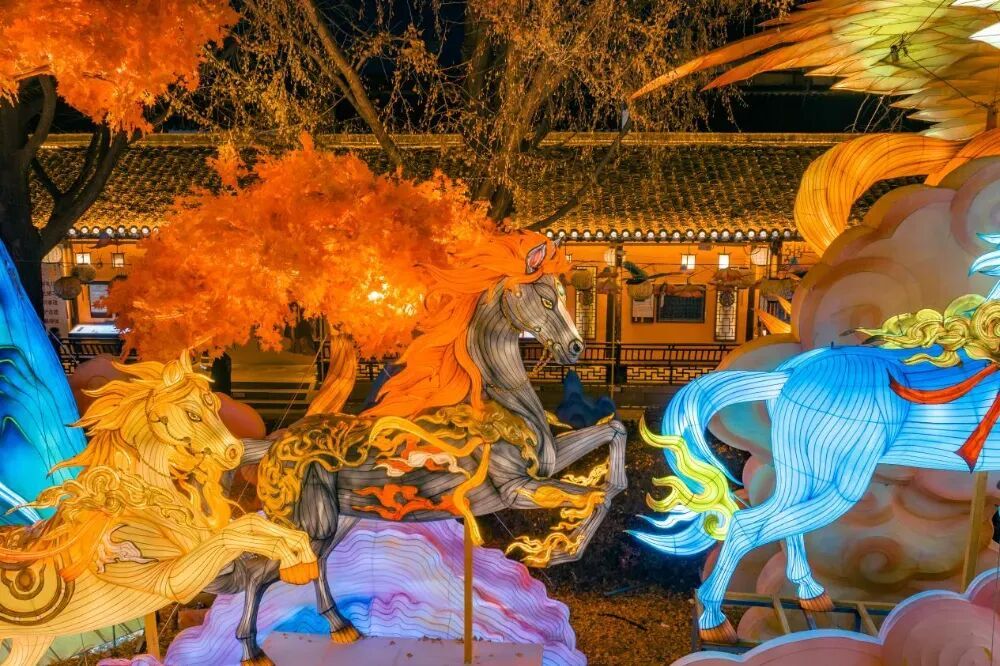 秦淮灯会客流高峰将至，记得提前预约