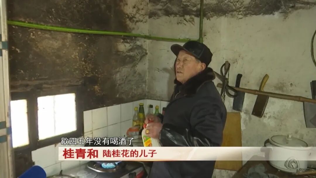 池州102岁老奶奶：爱看体育比赛，生活充实幸福