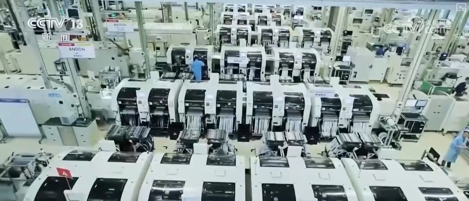 开年聚“智” “人工智能+”加速开跑 众多企业繁忙里更多“智慧底色”