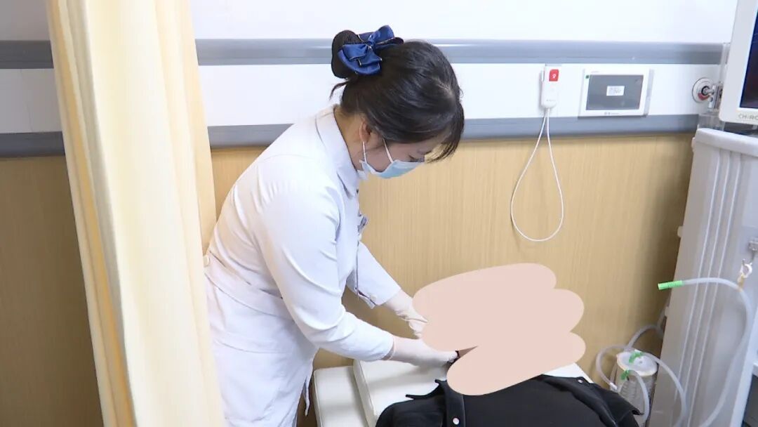 耳朵嗡嗡响,男子右耳突然听不见声音……警惕,这种病中青年患者占比高达50%以上! 耳朵嗡嗡响,男子右耳突然听不见声音……警惕,这种病中青年患者占比高达50%以上!