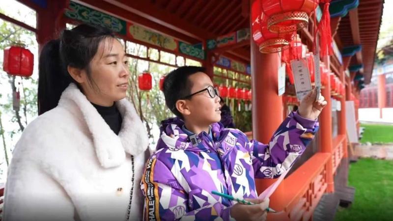 江西南昌:猜灯谜包汤圆 多彩活动庆元宵 江西南昌:猜灯谜包汤圆 多彩活动庆元宵