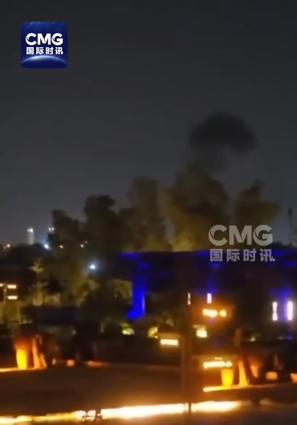 美国驻沙特大使馆遭到无人机袭击,传出爆炸巨响,部分建筑起火 美国驻沙特大使馆遭到无人机袭击,传出爆炸巨响,部分建筑起火