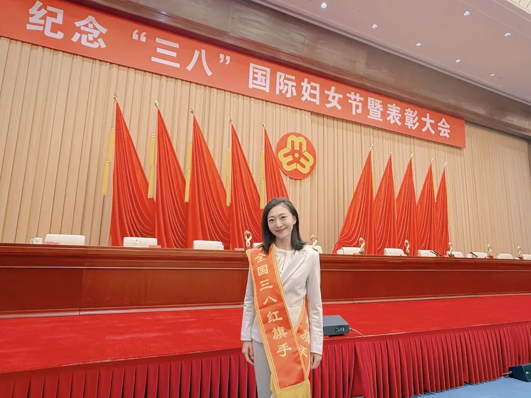 王卓伦:战地没有“玫瑰”,只有使命 王卓伦:战地没有“玫瑰”,只有使命