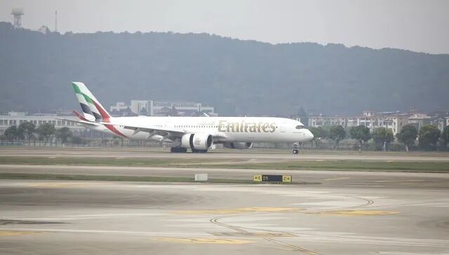 “全球最赚钱”阿联酋航空每天亏损超千万美元