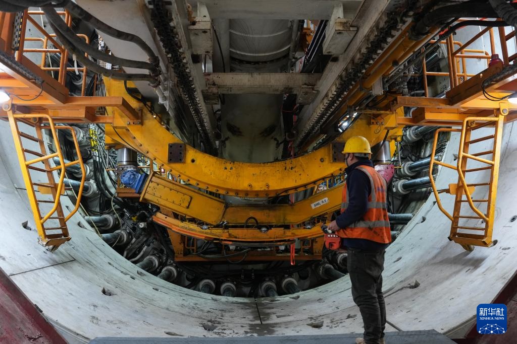 水乡旅游线城际铁路“水乡先锋号”盾构始发