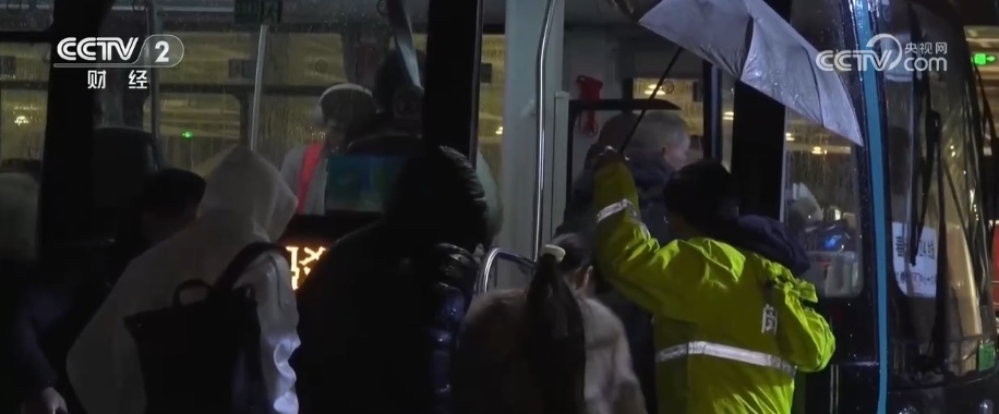 “智慧运转”，2秒钟的突破！春运保障科技范儿十足