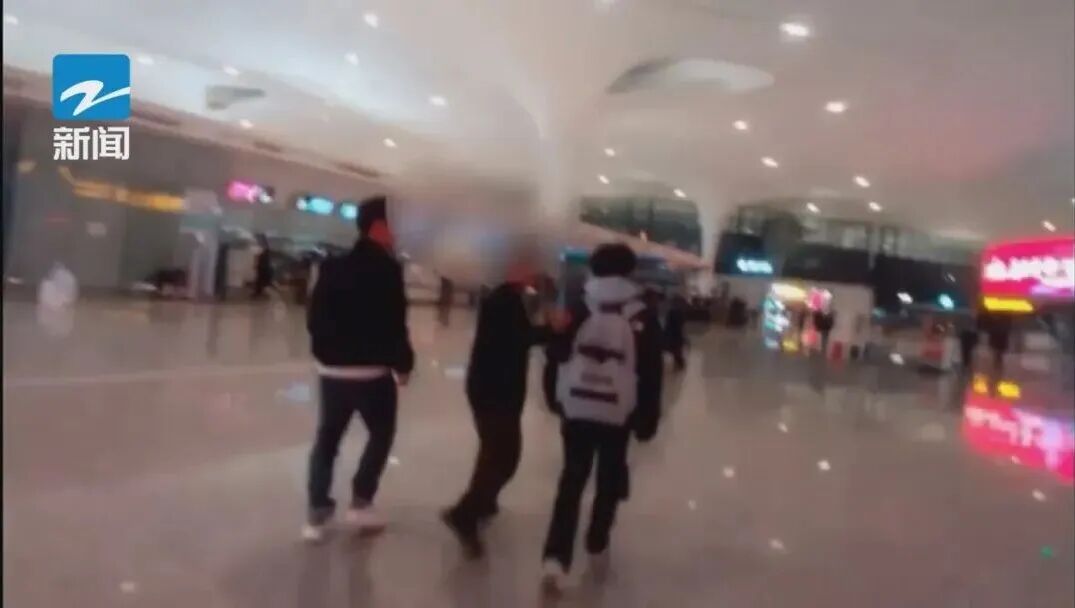 “想先斩后奏！” 大家忙着开学，一名学生却瞒着父母飞韩国，出国原因太可笑！