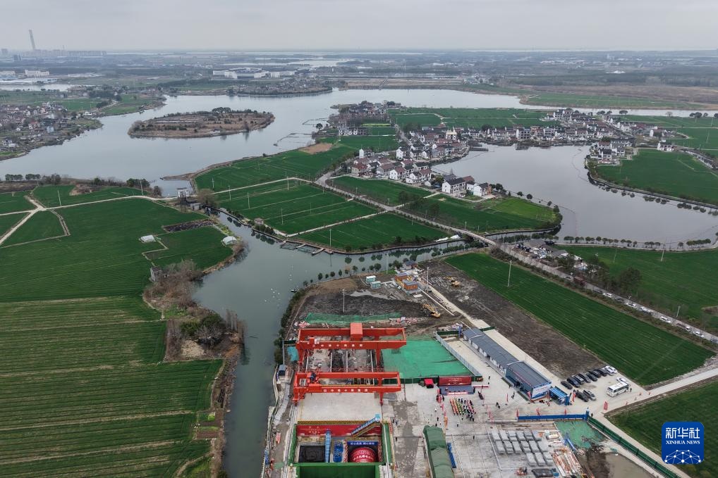 水乡旅游线城际铁路“水乡先锋号”盾构始发
