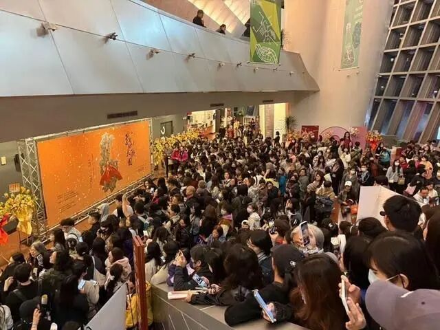 国台办回应！小百花赴台演出圈粉，台湾观众：我们都爱陈丽君！