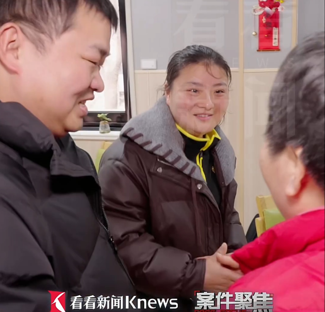 元宵认亲！聋哑老人从湖南流浪到上海，28年后找到儿女团圆…