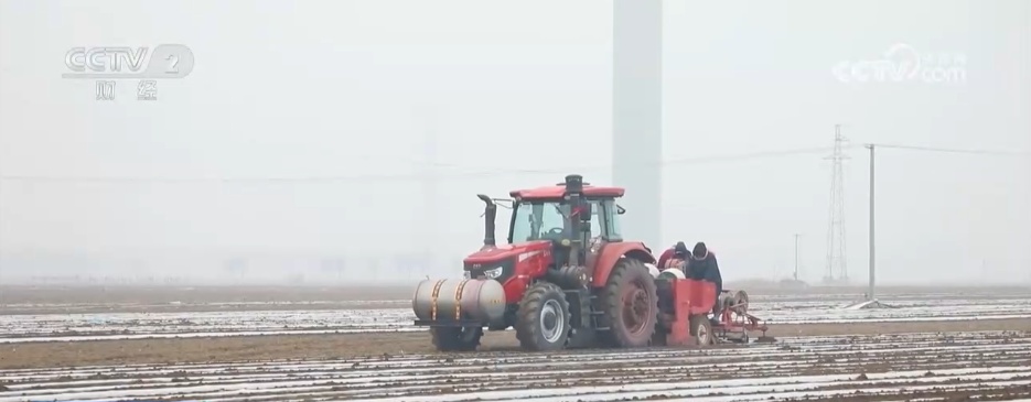 希望的田野万象“耕”新春潮涌动 先进农机“硬核”赋能春耕“提速”惠农