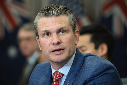 美防长称美军无法完全拦截所有来自伊朗的无人机