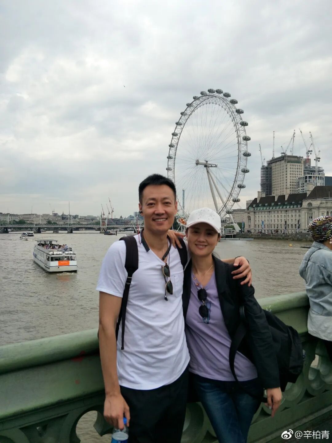 朱媛媛去世近一年后，辛柏青确认复工