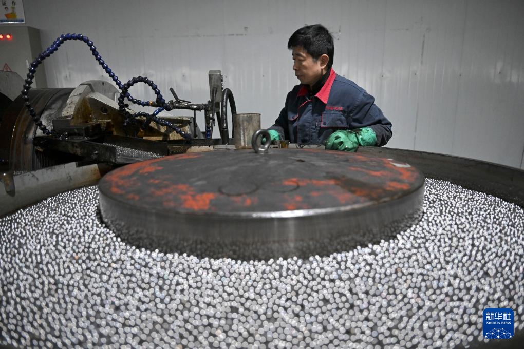 小轴承转出大产业