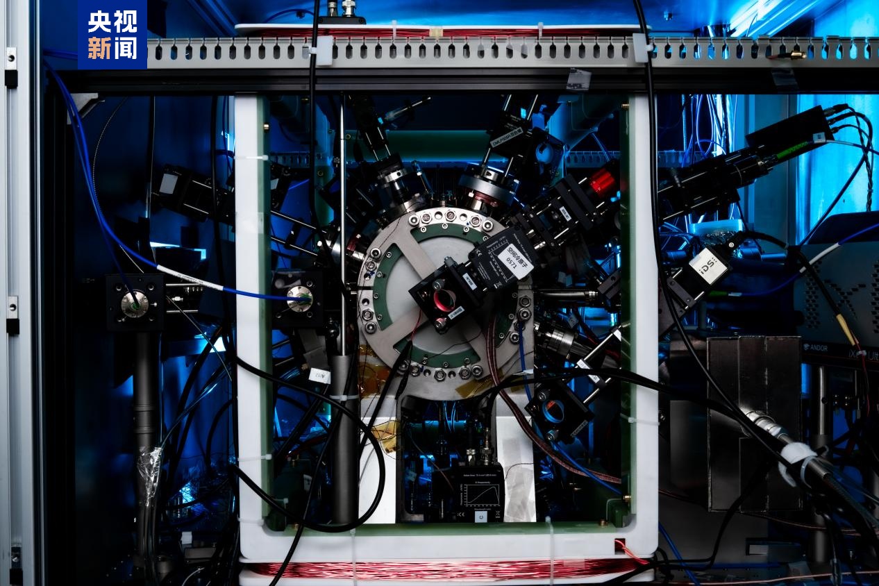 我国光钟技术获重要突破 300亿年误差不到1秒