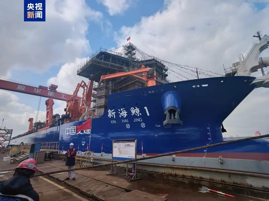 我国首艘，顺利下水！预计今年下半年交付