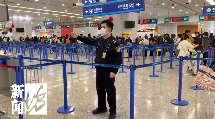 “祖国太好了！”上海旅行团阿姨：回家真开心！他们喜极而泣，直呼“太不容易了”