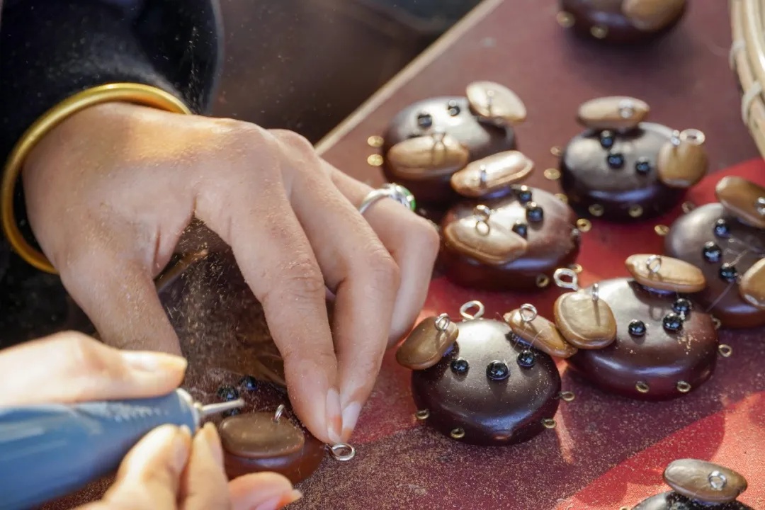 全网围观！云南“过江龙”也是坐上飞机了