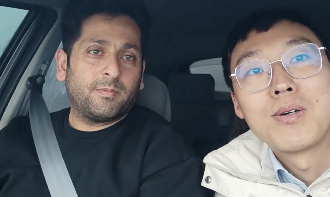 战火中全力护送中国同事撤离！伊朗司机这波操作，网友：泪目了