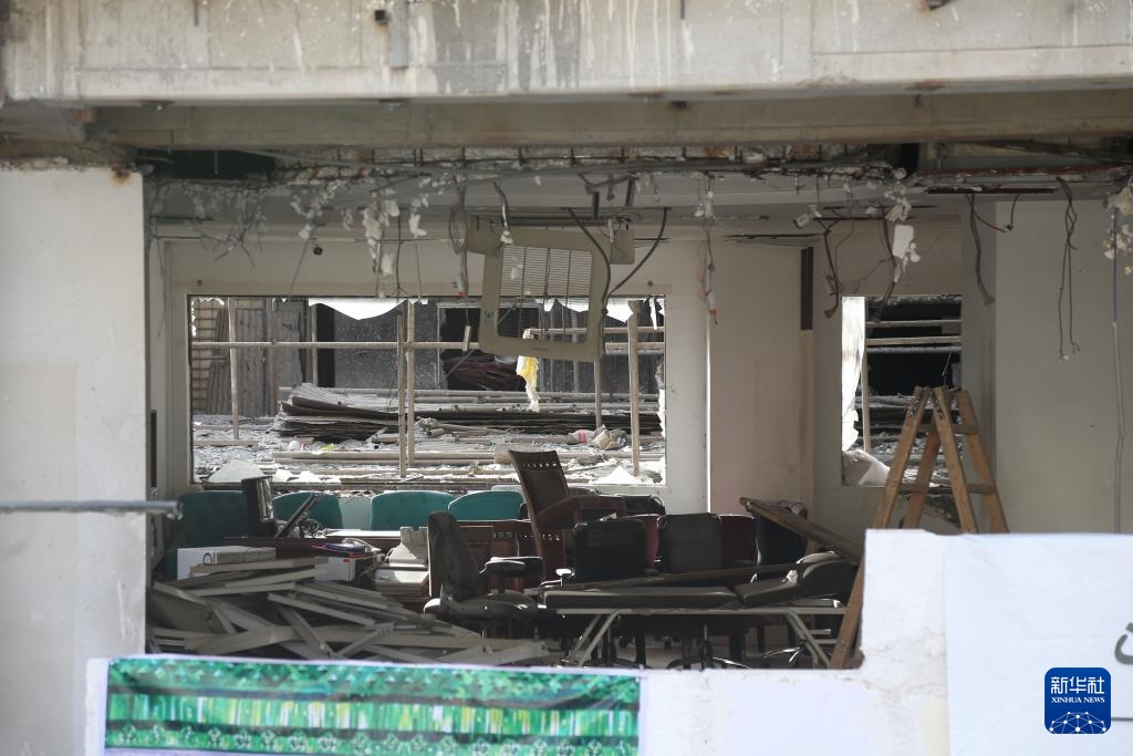 伊朗医疗界人士集会抗议美以袭击 伊朗医疗界人士集会抗议美以袭击