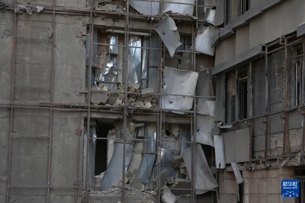 伊朗医疗界人士集会抗议美以袭击 伊朗医疗界人士集会抗议美以袭击