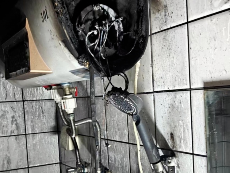 热水器突然爆炸！女子全身95%皮肤重度烫伤，多次被下病危通知书……