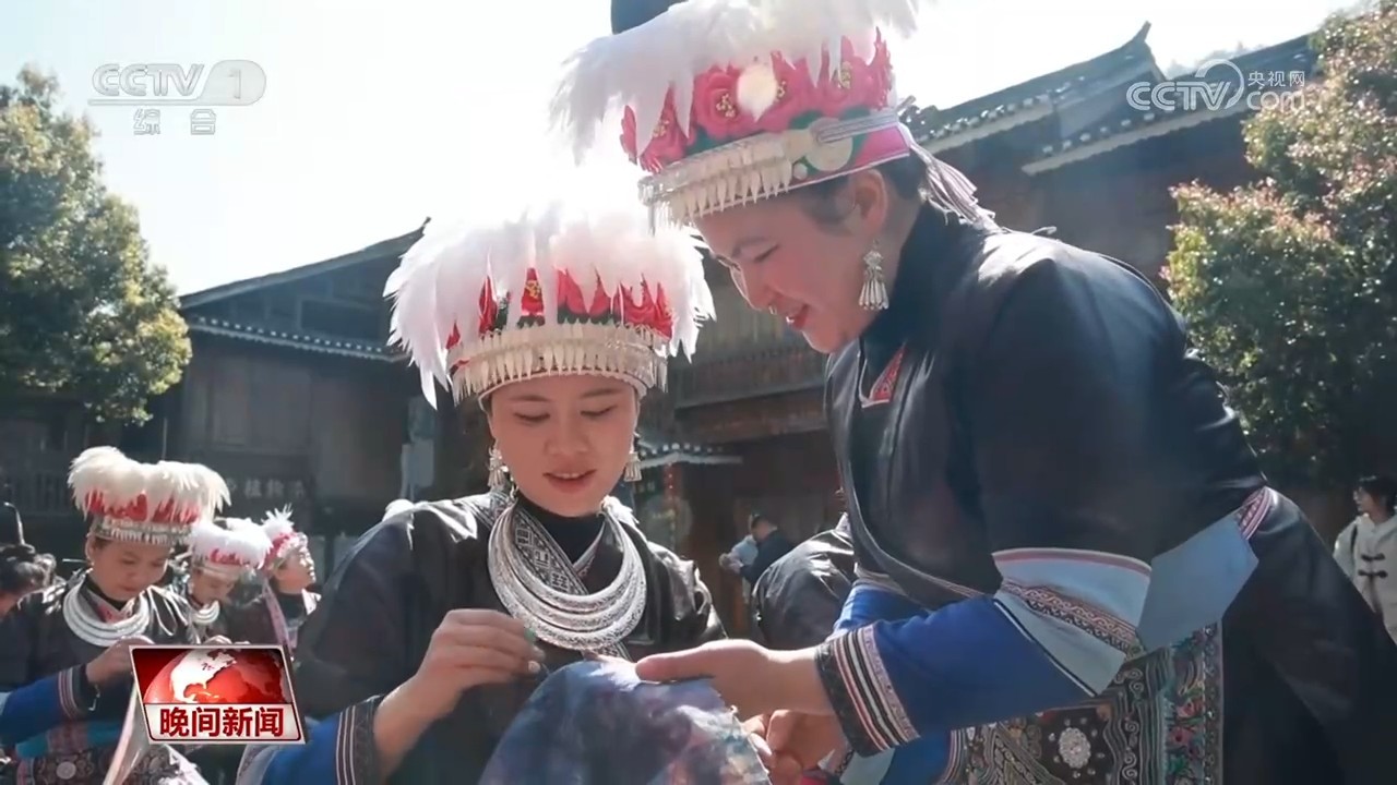 各地开展庆祝活动 展现新时代巾帼风采