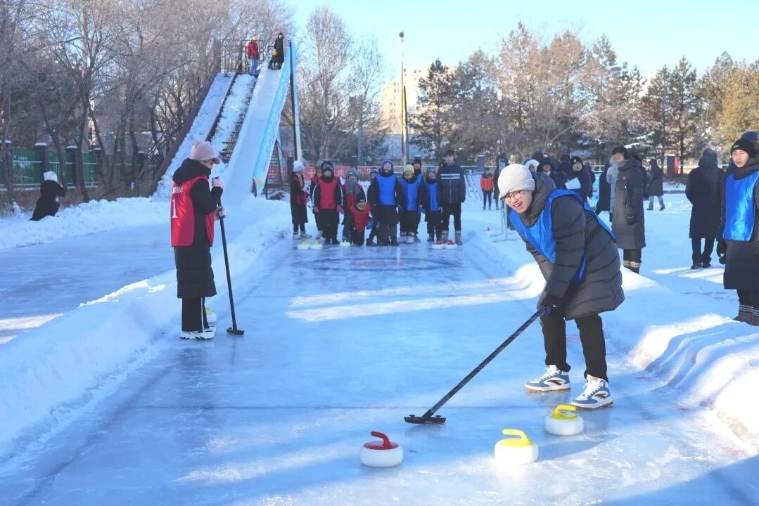 “春秋假”写入报告，别让家长“请假”