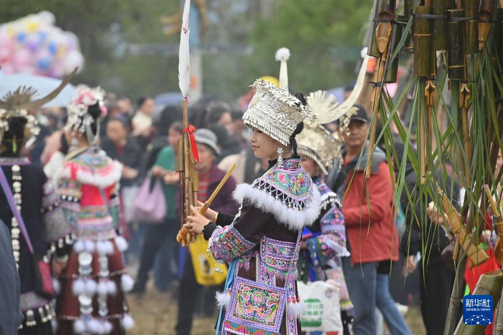 可爱的乡村——春满坡会