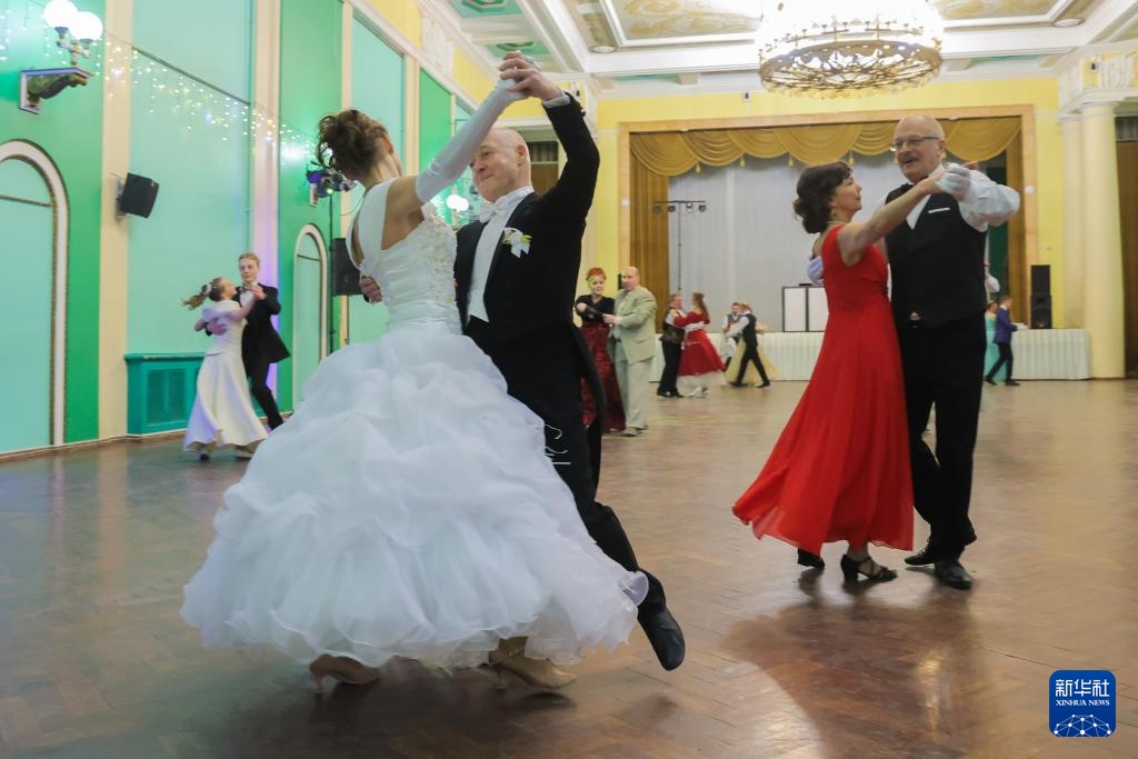 世界多地举行活动庆祝国际妇女节