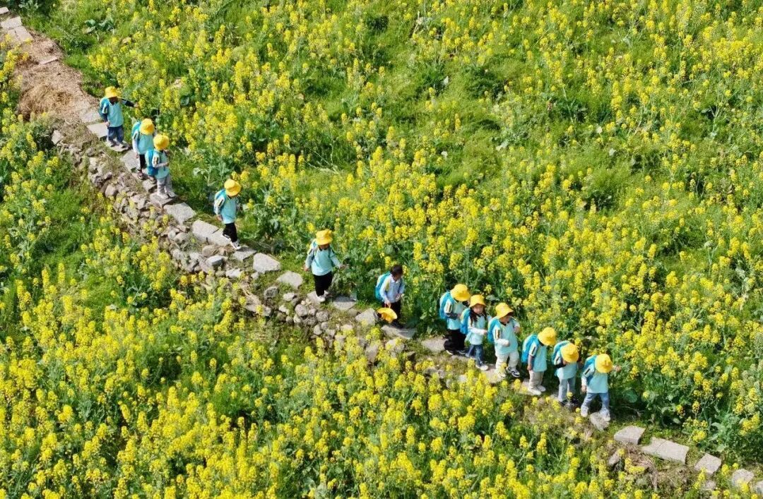 中小学春假,多地官宣!看看你那里有吗→ 中小学春假,多地官宣!看看你那里有吗→