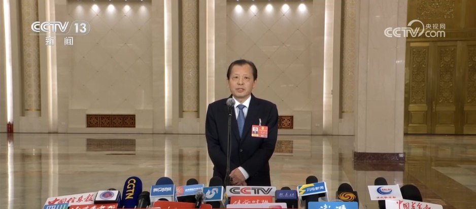 三位部长亮相“部长通道” 聚焦便捷出行、农业生产、体育为民等热点问题