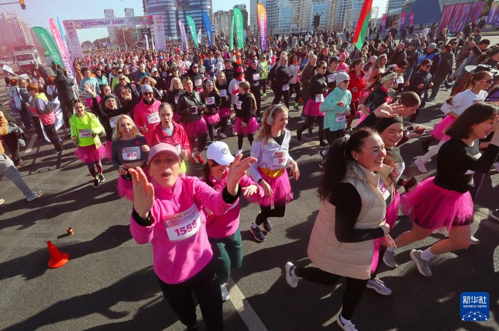 世界多地举行活动庆祝国际妇女节