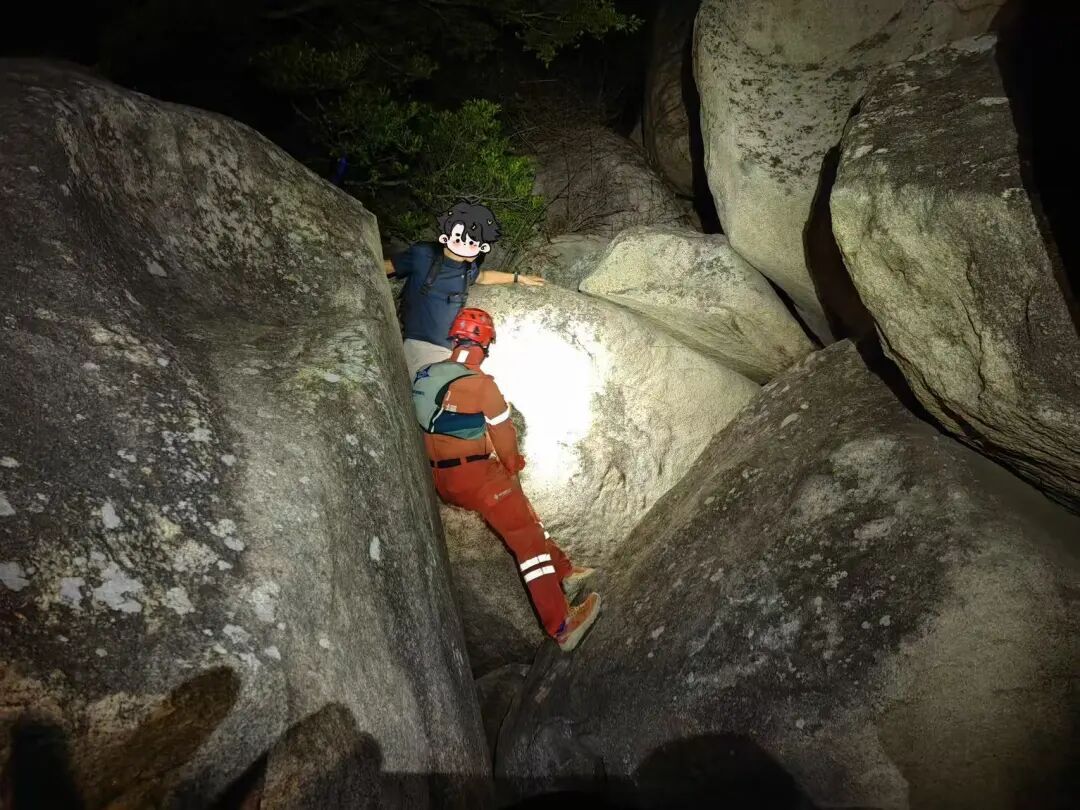 临时起意改道,厦门一男子夜晚被困东坪山 临时起意改道,厦门一男子夜晚被困东坪山