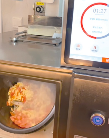 6万元炒菜机器人火了，成都多个社区已用上“机器人大厨”