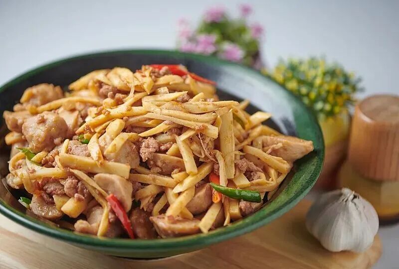 “春菜”尝鲜有禁忌，这几类人群别贪吃！