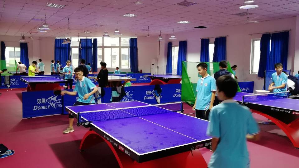 体育课“不放羊”!这所高中让“健康第一”玩出新花样 体育课“不放羊”!这所高中让“健康第一”玩出新花样