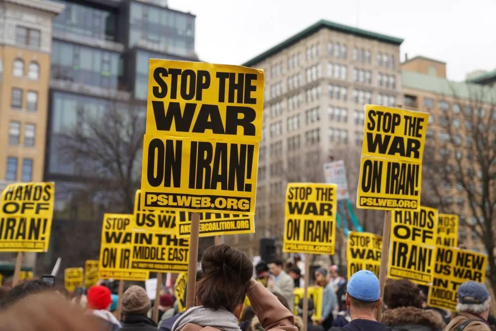 打击伊朗遭遇三大反噬,美国还能撑多久? 打击伊朗遭遇三大反噬,美国还能撑多久?