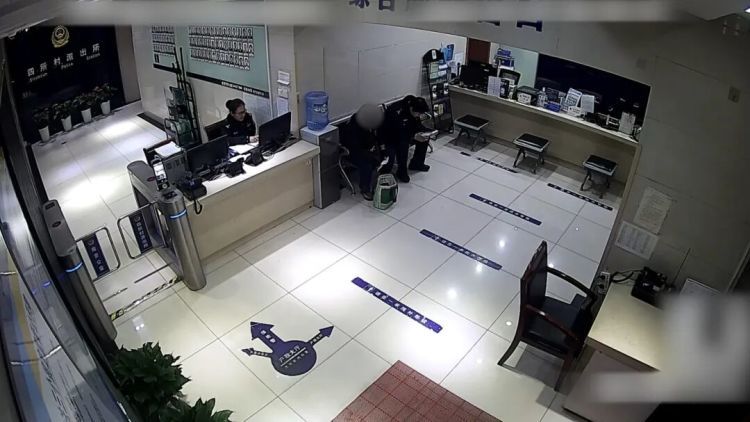 35元“赔偿金”？险被骗走35万