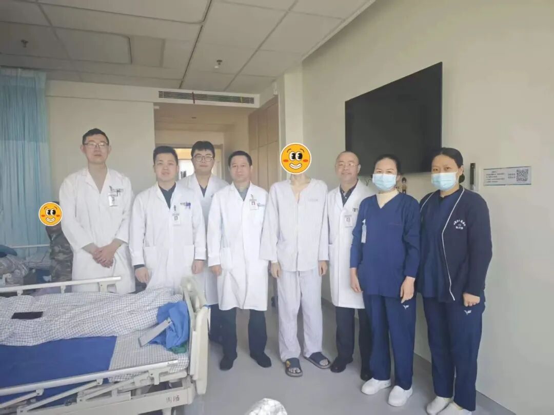 男子肚大如“怀孕”，赴佛山“卸货”20斤肿瘤！医生警告：药不能停！