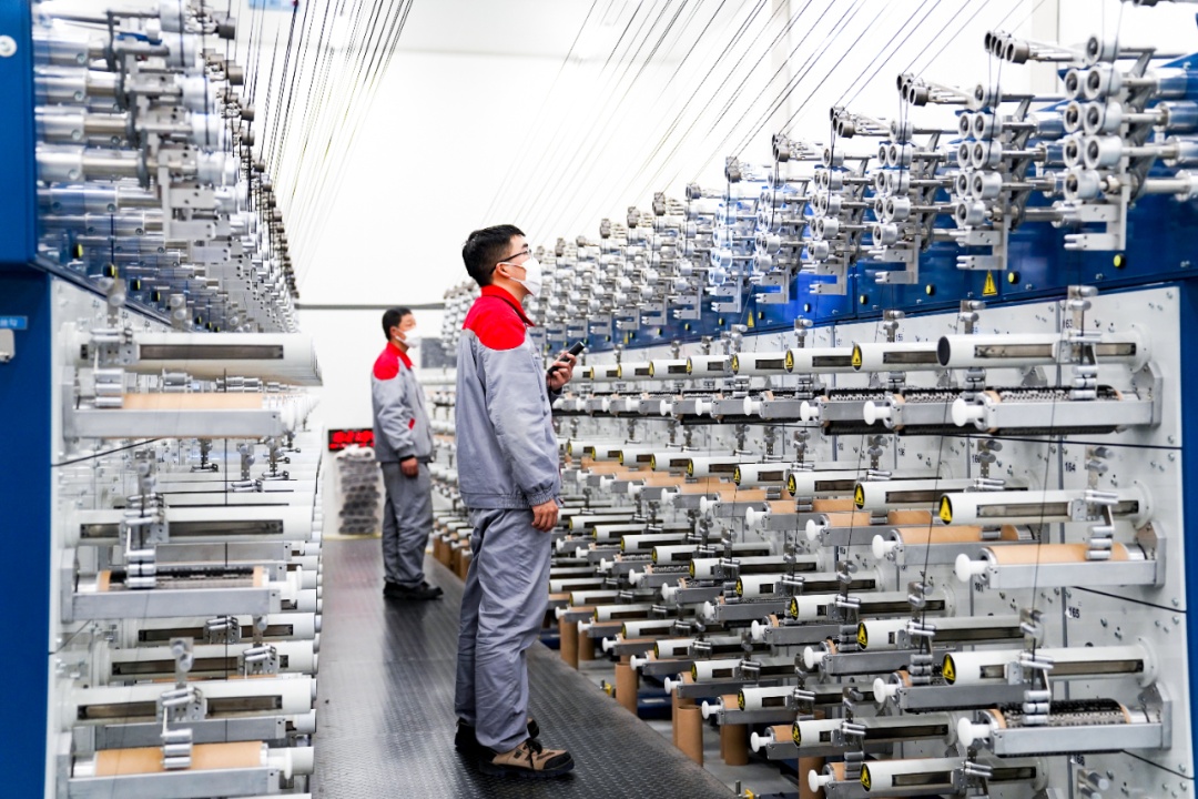 重大跨越！中国量产“地表最强”碳纤维